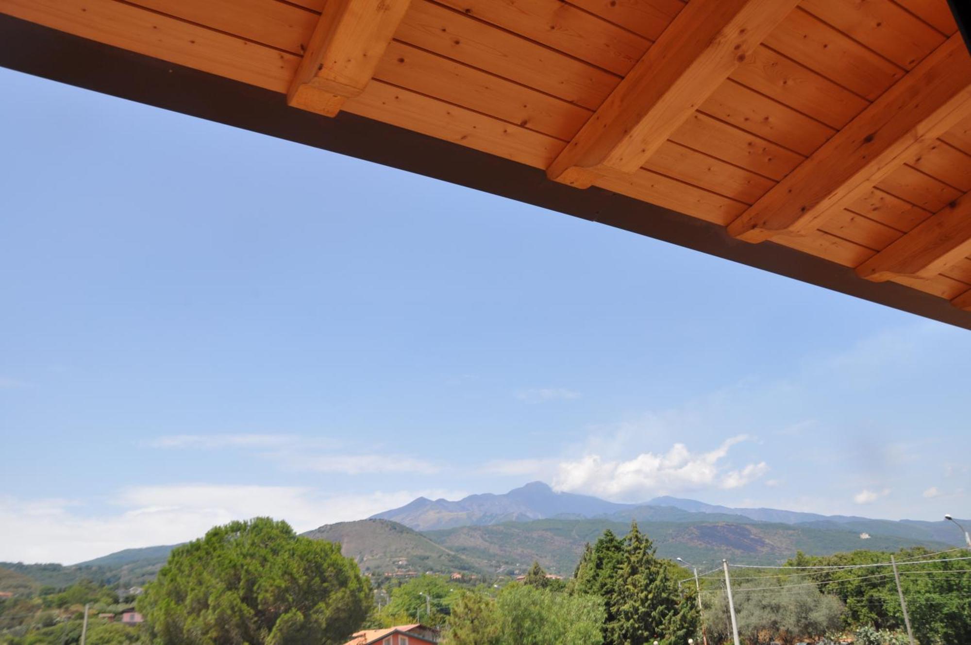 Villa Carolea อาชิเรอาเล ภายนอก รูปภาพ